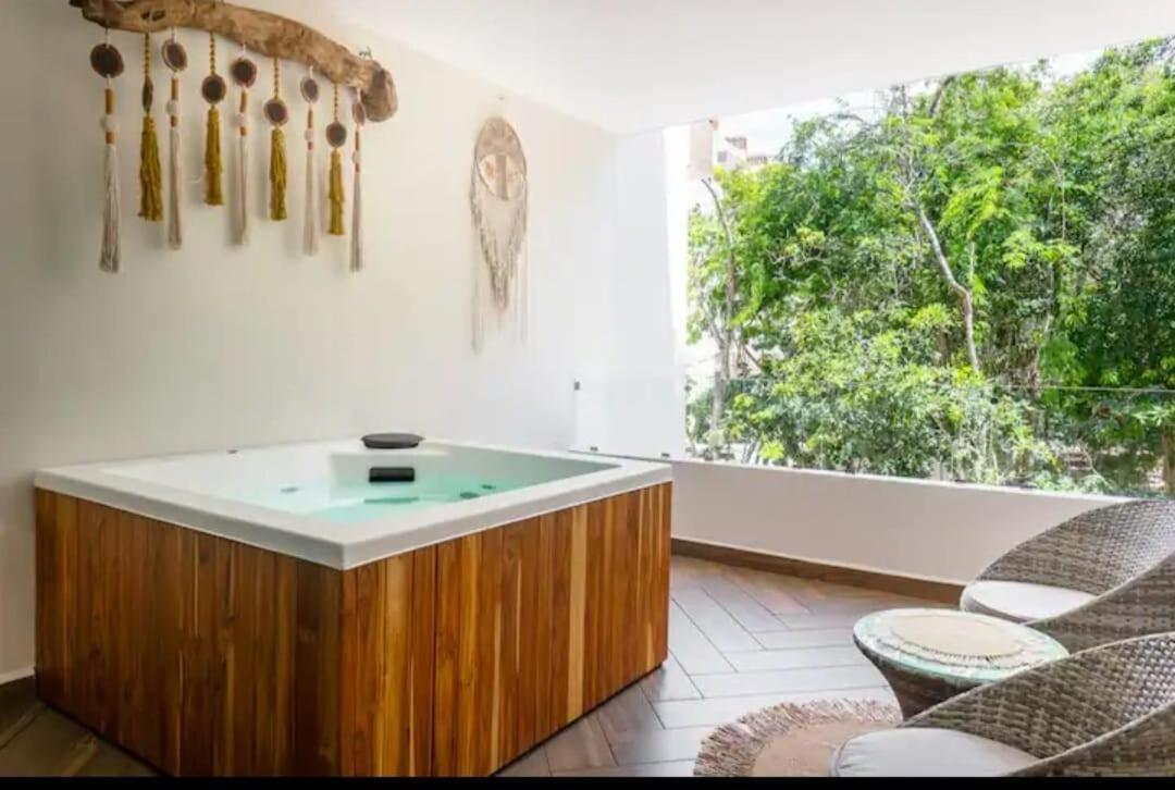Jungle Jacuzzi